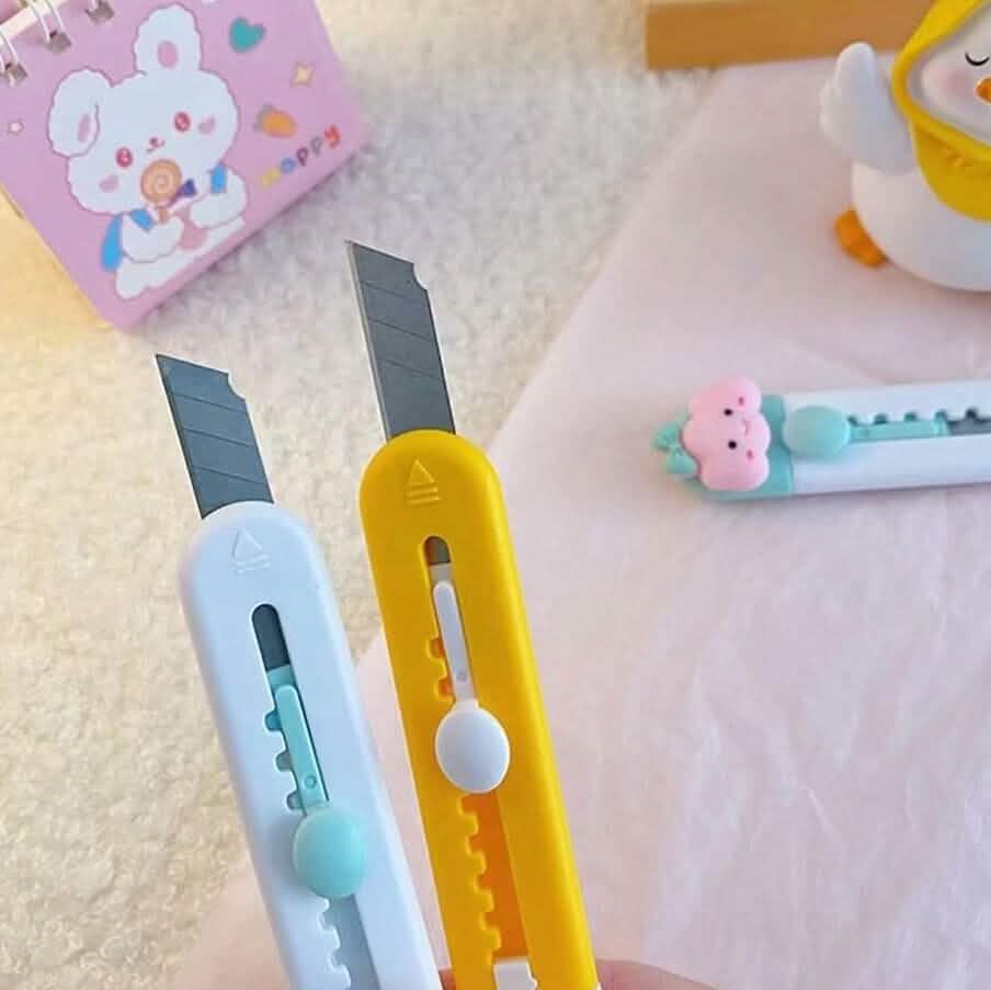 Retractable Mini Art Cutter Set with Four Precision Knives