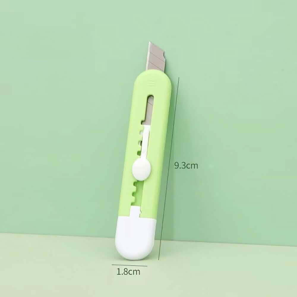 Retractable Mini Art Cutter Set with Four Precision Knives