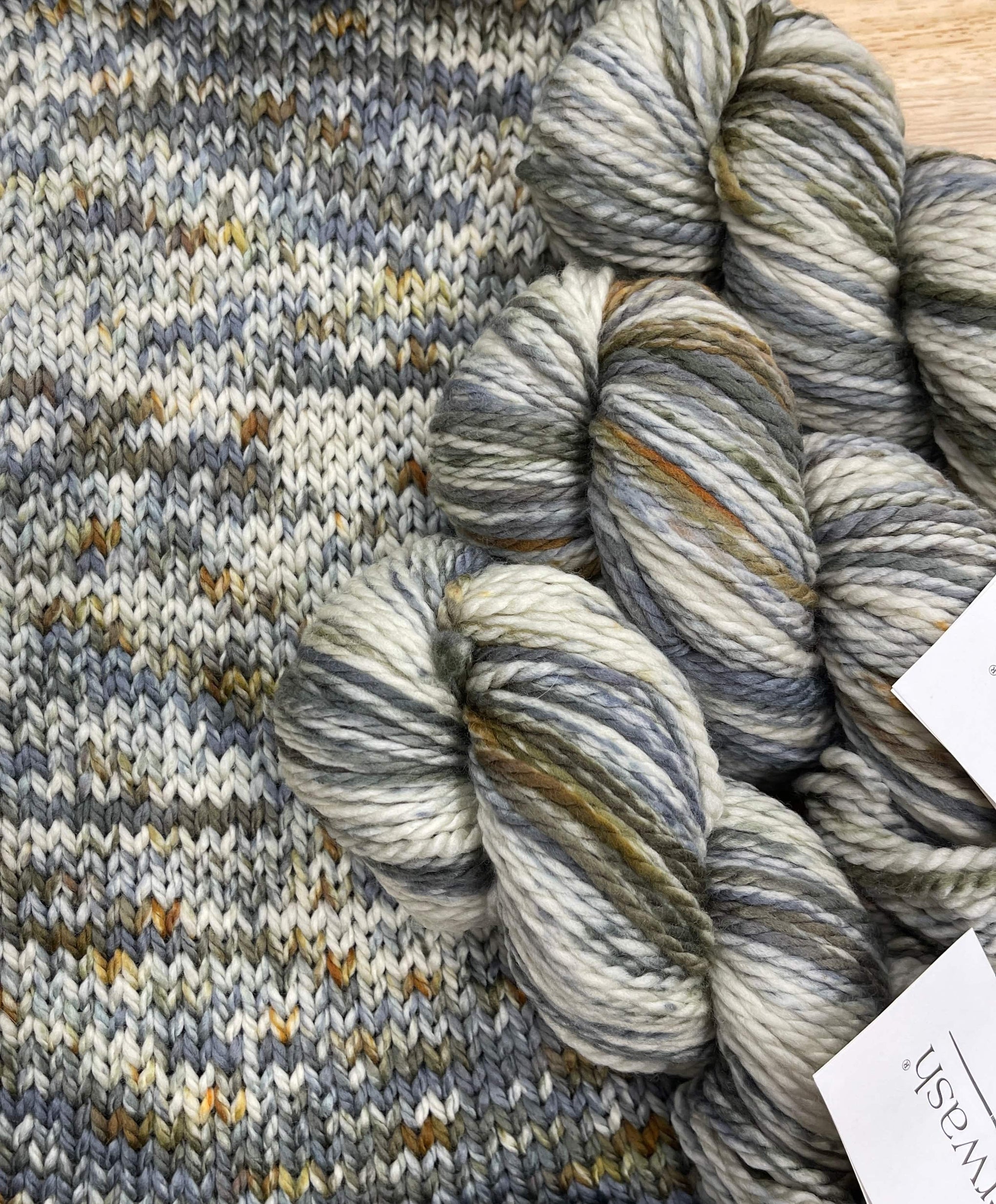 Cascade 128 Superwash Yarn for Knitting Crochet Projects